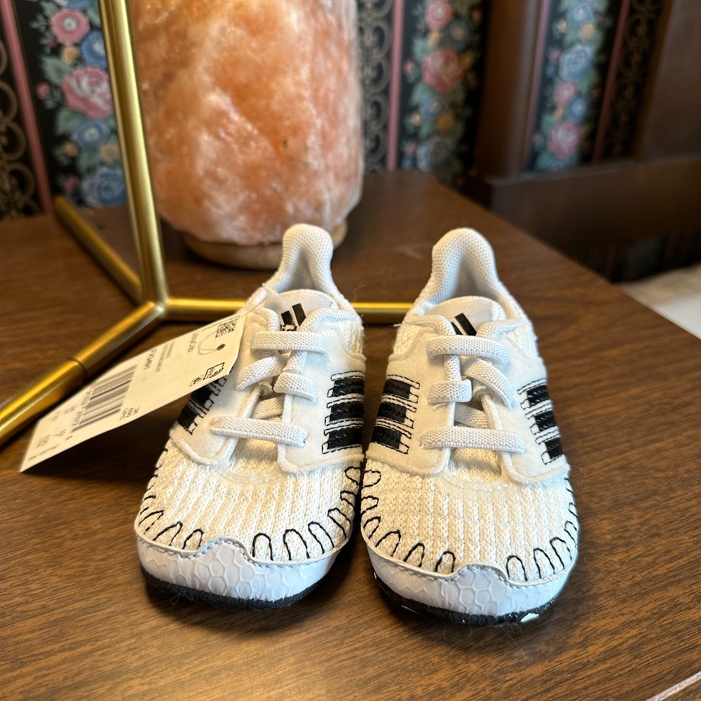 adidas Unisex-Child Ultracrib Walking Shoe 3K